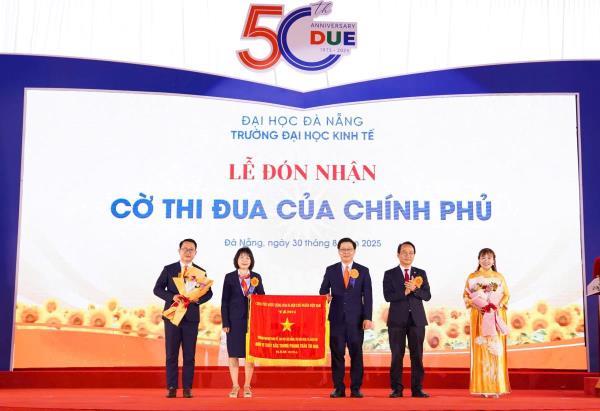 Đại học Kinh tế - Đại học Đà Nẵng kỷ niệm 50 năm xây dựng và phát triển