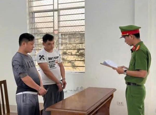 Bắt 2 đối tượng giả Công an cướp 170 ngàn đồng