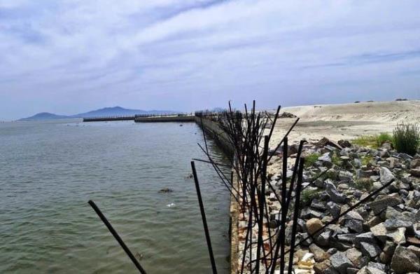 Dự án nghìn tỷ có cầm đèn chạy trước ô-tô?