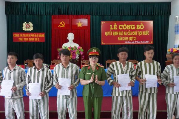 Công bố quyết định đặc xá cho 59 phạm nhân tại các Trại Tạm giam thuộc Công an TP Đà Nẵng