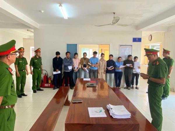 Làm giả hồ sơ trục lợi bảo hiểm chiếm đoạt hơn nửa tỷ đồng, nhóm đối tượng bị khởi tố