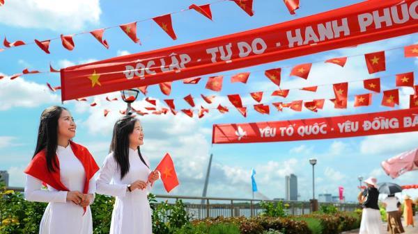 Đà Nẵng rộn ràng Ngày hội non sông