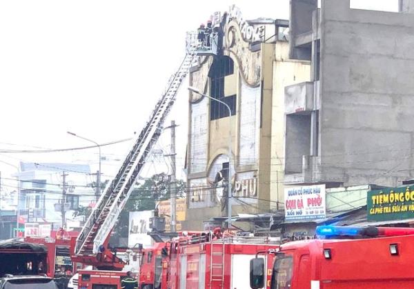 Công an Bình Dương khởi tố vụ án cháy quán karaoke làm chết 32 người