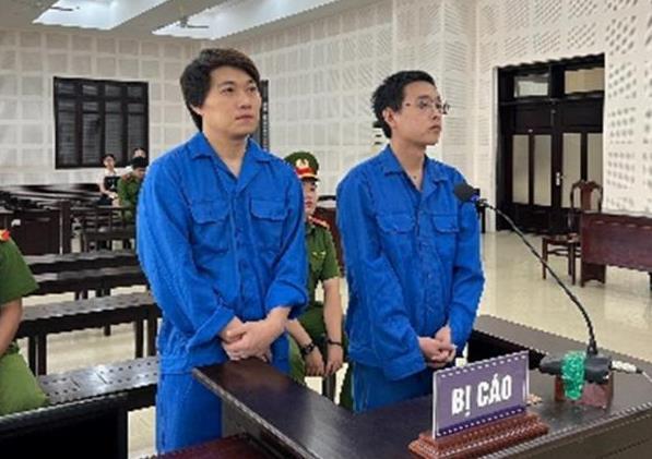 Xét xử 2 oppa trộm cắp