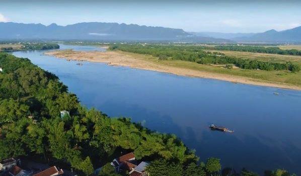 Thương con sông quê mùa lũ