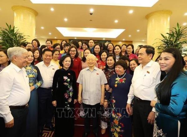 Tổng Bí thư Nguyễn Phú Trọng gặp mặt Nhóm nữ đại biểu Quốc hội