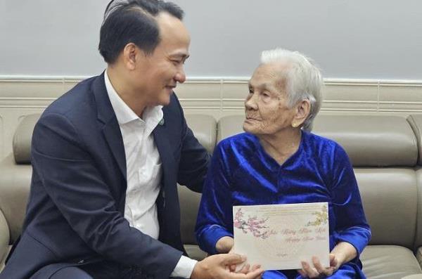 Lãnh đạo TP Đà Nẵng thăm, chúc Tết Nguyên đán Ất Tỵ 2025