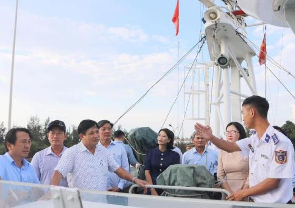 Tăng cường các giải pháp chống khai thác hải sản bất hợp pháp