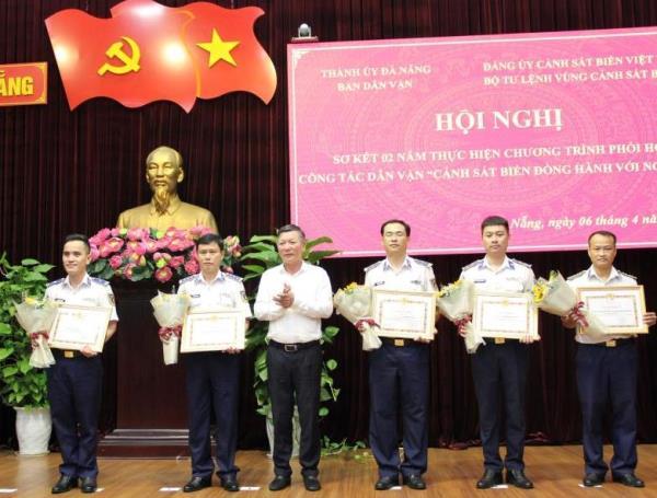 Tăng cường phối hợp đấu tranh phòng, chống tội phạm, vi phạm pháp luật trên biển