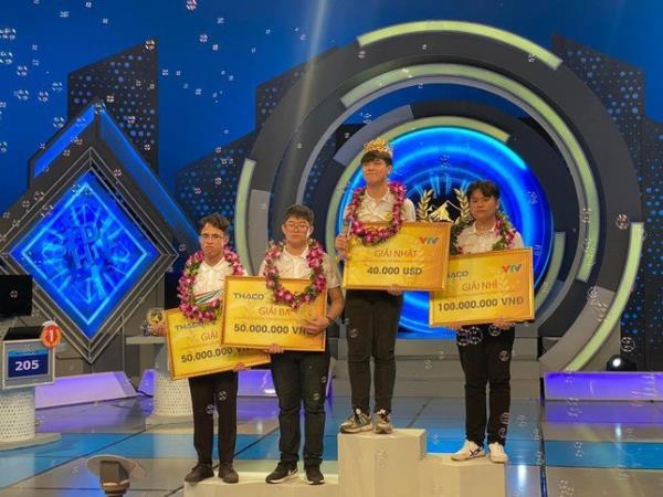 Thí sinh Đặng Lê Nguyên Vũ đoạt giải Quán quân Đường lên đỉnh Olympia năm thứ 22