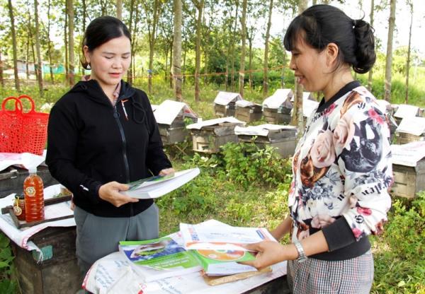 Mạo danh cơ quan chức năng để yêu cầu mua tài liệu