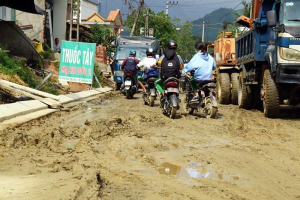 Cử tri đang chờ xử lý những vấn đề dân sinh nổi cộm