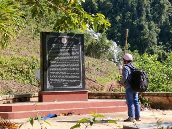 Kiên quyết xử lý nghiêm vụ khai thác vàng trái phép ở Thác Trắng - Bồng Miêu