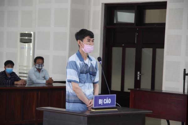 Cựu quân nhân lừa chạy việc