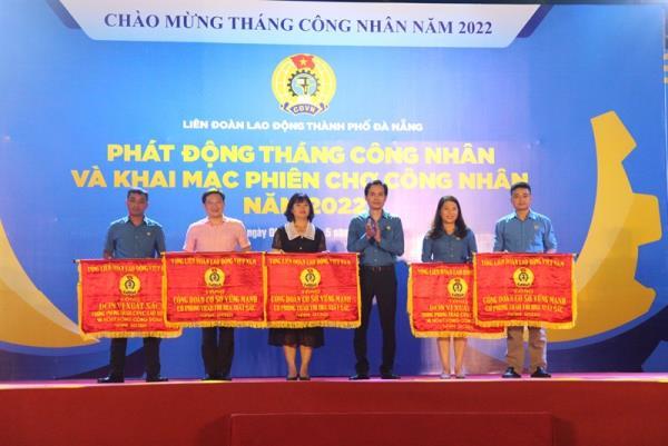 Tặng 30.000 phiếu hỗ trợ người lao động khó khăn tham gia Phiên chợ Công nhân năm 2022