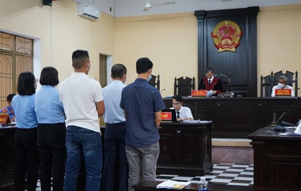 Lập khống hồ sơ ăn tiền bảo hiểm, Trưởng khoa tim mạch và 2 điều dưỡng lãnh án