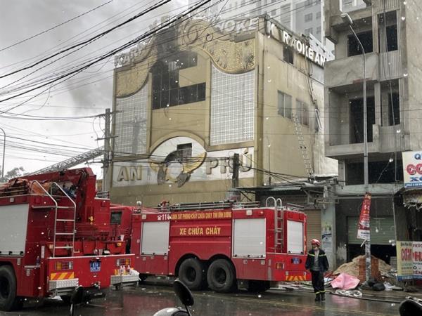 Hỏa hoạn kinh hoàng khiến 32 người thiệt mạng tại quán karaoke An Phú