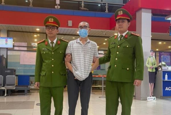 Sau khi trúng thầu, gọi điện không nghe máy