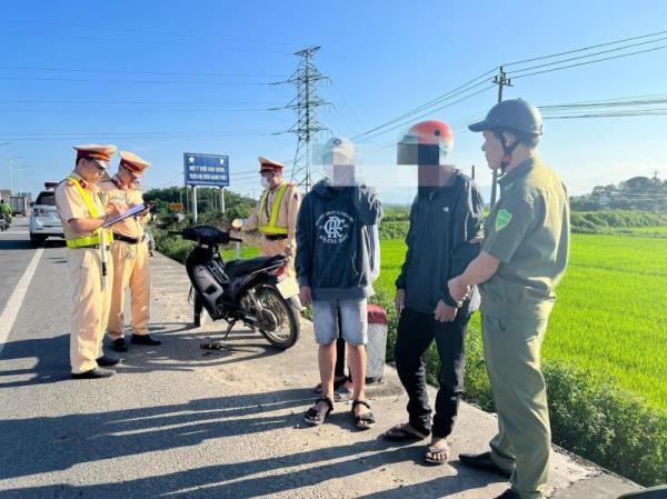 Ngăn chặn vụ đuổi chém học sinh