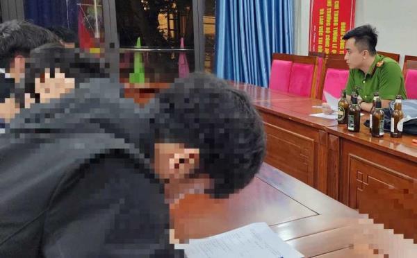 Đà Nẵng: Kịp thời ngăn chặn vụ hỗn chiến của 2 nhóm thiếu niên trước cổng trường