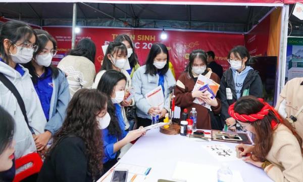 Tư vấn, hướng nghiệp chọn ngành nghề phù hợp cho học sinh Đà Nẵng