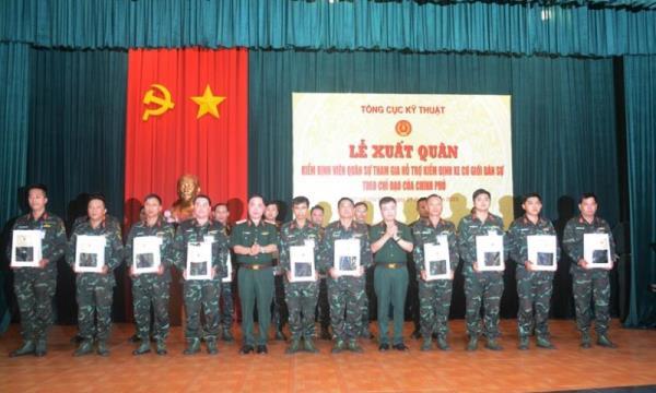 Lễ xuất quân kiểm định viên quân sự tham gia hỗ trợ kiểm định xe cơ giới dân sự