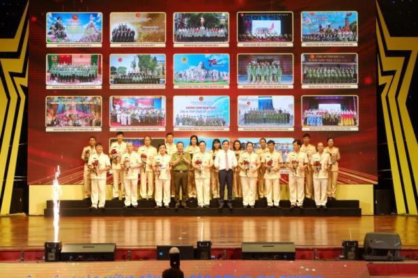 Khai mạc liên hoan nghệ thuật quần chúng CAND lần thứ XII