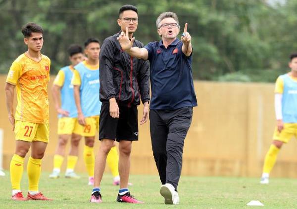 U22 Việt Nam triệu tập 31 cầu thủ chuẩn bị cho SEA Games 32