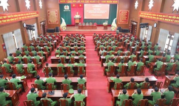 Đối thoại giữa Giám đốc Công an tỉnh Đắk Nông với lực lượng Công an cấp xã