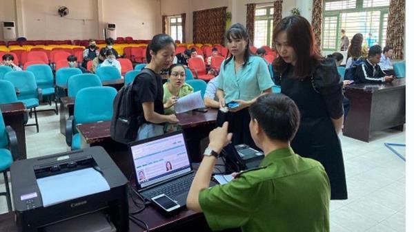 Mở đợt cao điểm đăng ký, tạo tài khoản định danh và xác thực điện tử cho sinh viên