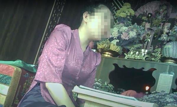 Số cô hết đường… độ