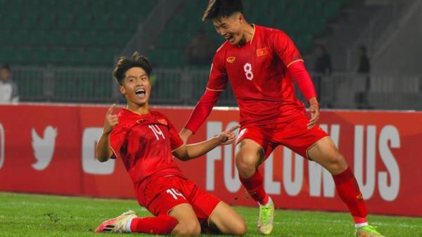 U22 Việt Nam đến SEA Games 32: Ai đi ai ở?
