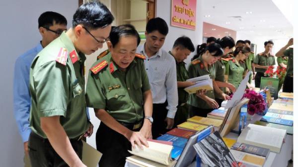 Sách trong tâm hồn chiến sĩ