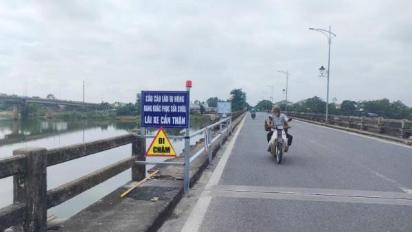 Đảm bảo an toàn lưu thông trên cầu Câu Lâu cũ