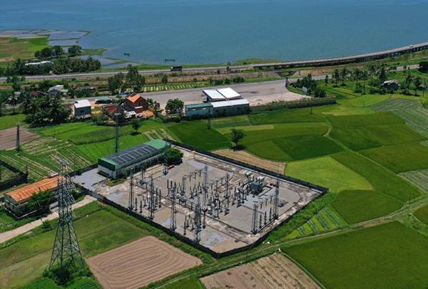 Đảm bảo cấp điện mùa nắng nóng