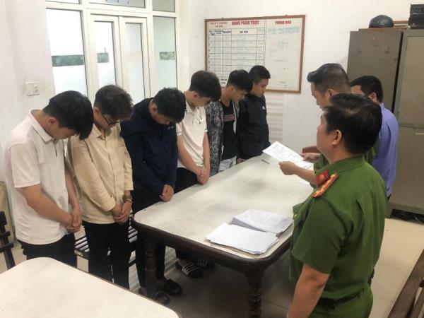 Khởi tố, bắt giam các đối tượng trong vụ gây rối TTCC bằng hung khí, bom xăng trên đường Nguyễn Văn Linh