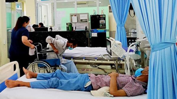 Xác minh nguồn gốc thức ăn khiến 7 du khách bị ngộ độc thực phẩm