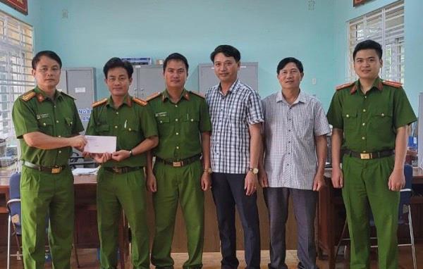 Đắk Nông: Khen thưởng Công an xã Nâm Njang về thành tích trong đấu tranh, phòng, chống tội pham