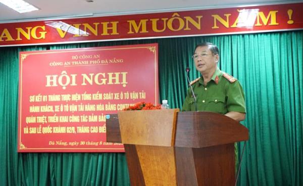 Sau 1 tháng triển khai tổng kiểm soát ô-tô kinh doanh vận tải hành khách và vận tải bằng container: Hiệu quả rõ rệt