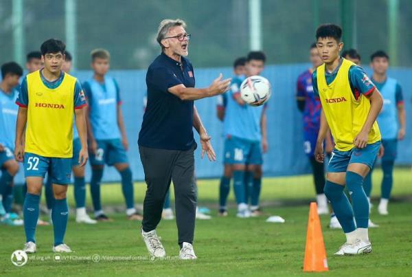 19 giờ hôm nay (6-9) U23 Việt Nam - U23 Guam: Chạy đà thuận lợi?