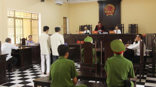 Lãnh án vì đòi nợ thuê