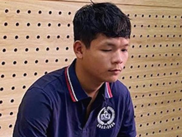 Giữa đường nổi tà dâm