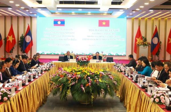 Quốc hội Việt Nam - Lào trao đổi kinh nghiệm trong xây dựng chính sách phát triển kinh tế - xã hội