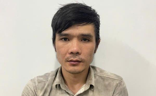 Bắt đối tượng trà trộn vào dòng người đi chiêm bái xá lợi Phật để móc túi