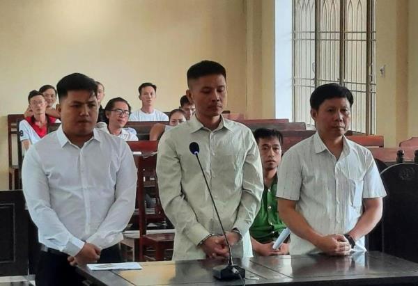 Xét xử 3 chân rết trong đường dây đánh bạc qua mạng khủng