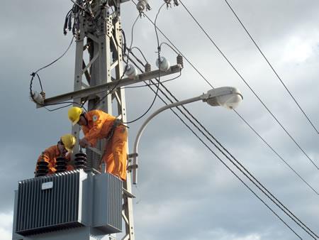 Làm gì để tránh sét?