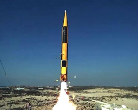 Israel sẵn sàng đối đầu với Iran?