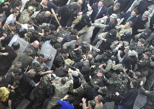 4 giờ tại Nhà Trắng