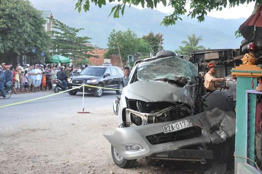 TNGT nghiêm trọng, 3 người chết, 3 người bị thương