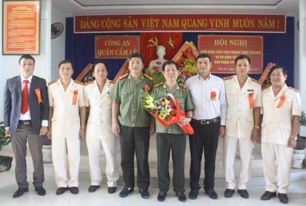 Tuyên dương nhiều điển hình tiên tiến trong phong trào thi đua Vì an ninh Tổ quốc